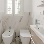 Guesthost - Brera Modern Apartmán