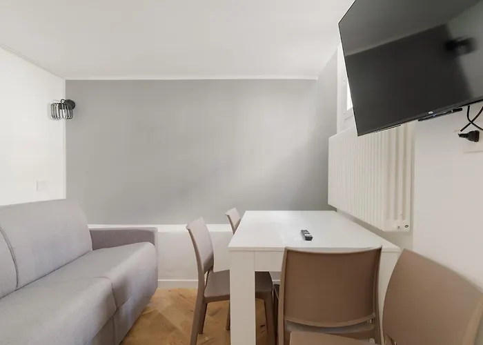 Guesthost - Brera Modern * Milano