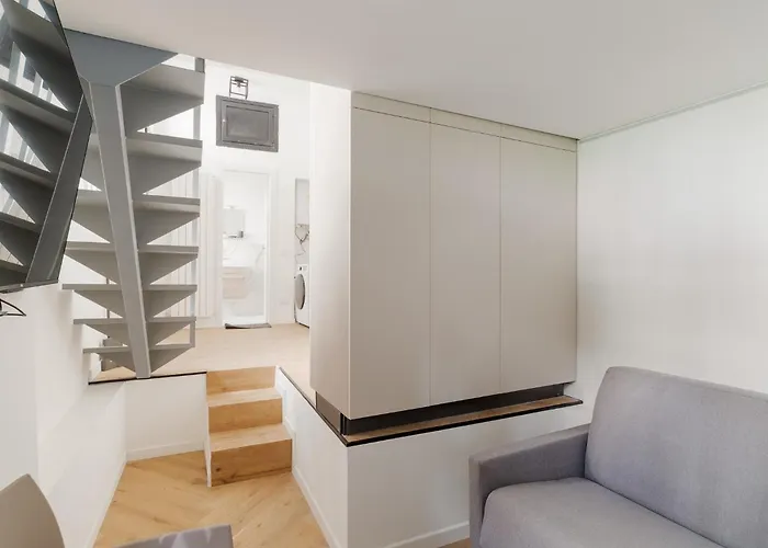 Guesthost - Brera Modern Milano