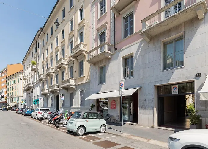 Guesthost - Brera Modern Daire Milano